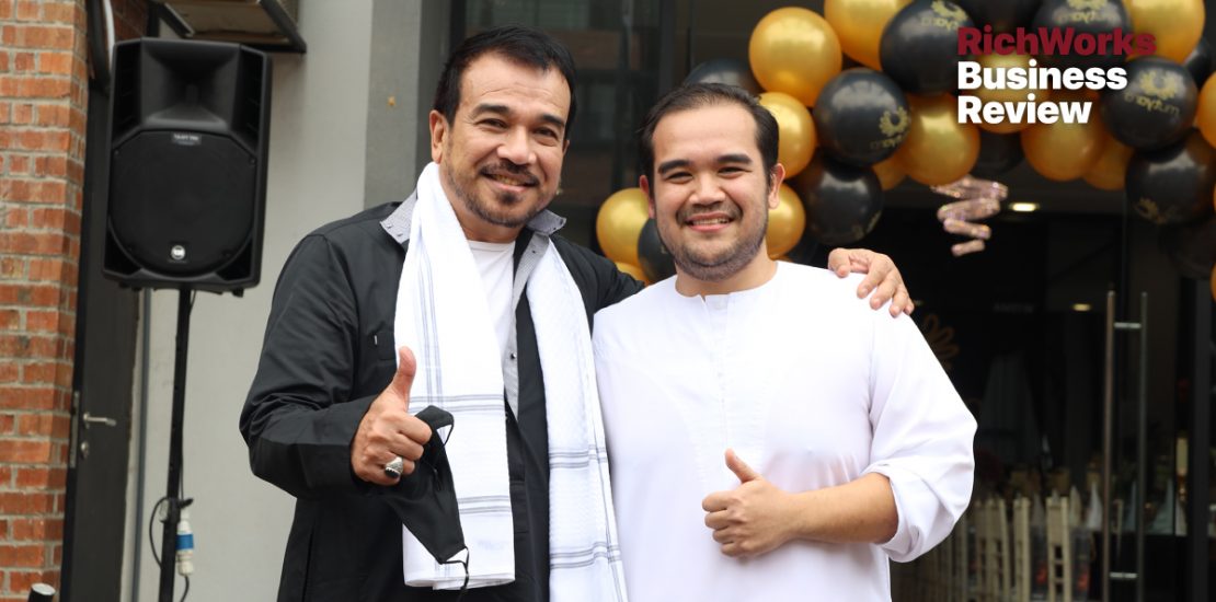 Datuk K Zahir Penghargaan, Datuk Wira Dr Azizan Transform Anaknya Lebih Berjaya Bisnes & Perubahan Diri