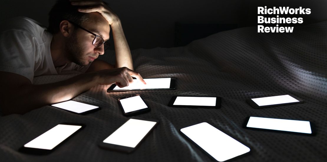 Penyakit Ketagihan Gajet Harus Diawasi!