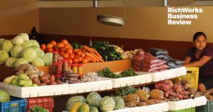 Bertahun Berniaga, Jualan Kekal Sama?