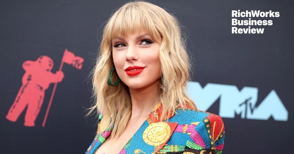 Taylor Swift, Si Genius Dalam Penulisan Lirik. Apa Boleh Kita Pelajari?
