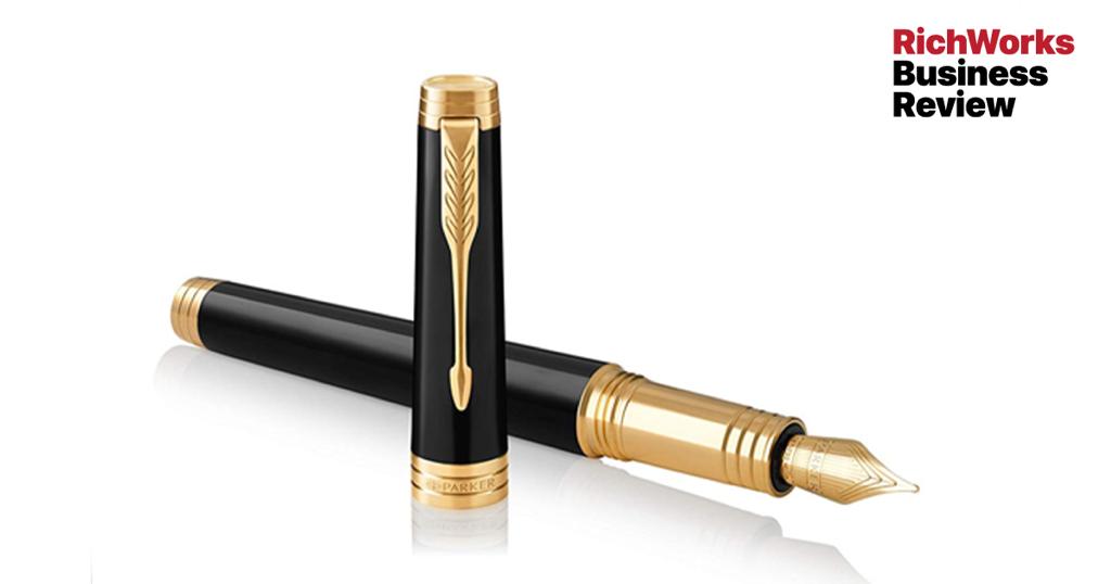 Pen Parker, Pikat Hati Ratu Elizabeth II