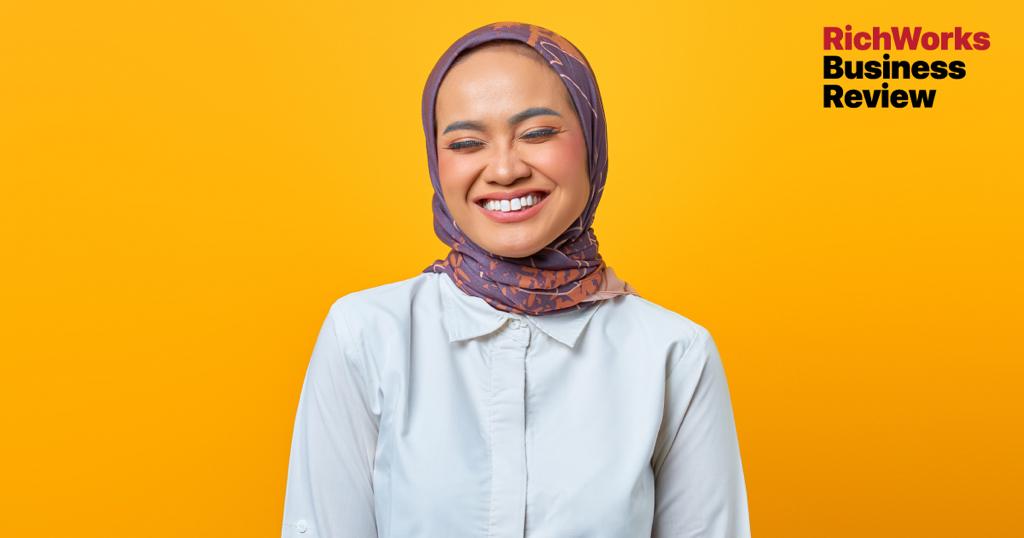 Ukir Senyuman dan Banyak Sedekah