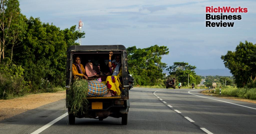 4 Peringatan Mesra, Pulang Ke Kampung Dengan Gembira